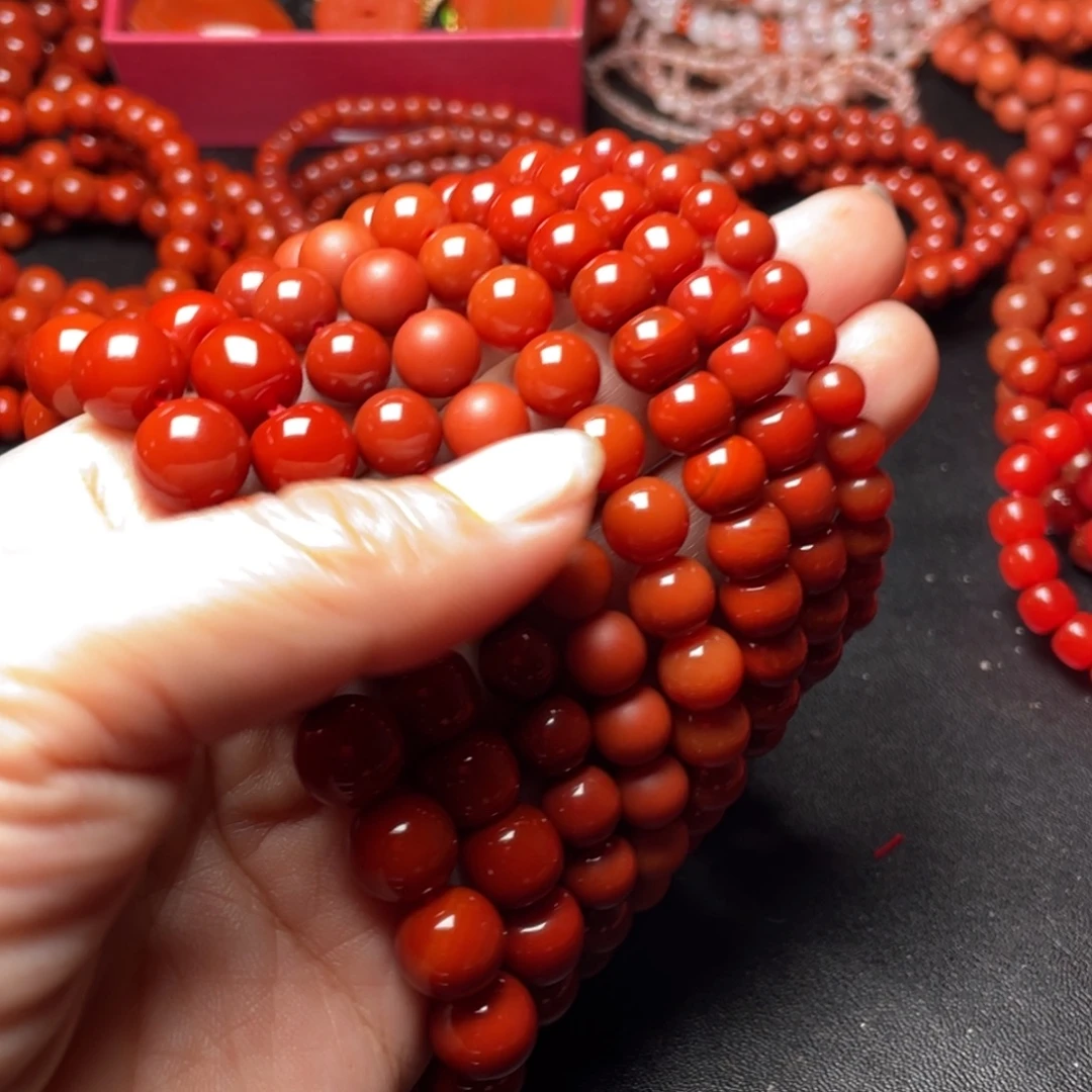 孤***丷南红玛瑙未镶嵌手链
