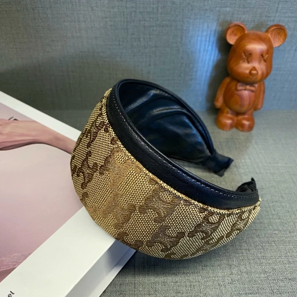 高品质加宽版印花字母发箍遮白发刘海碎发皮发卡气质