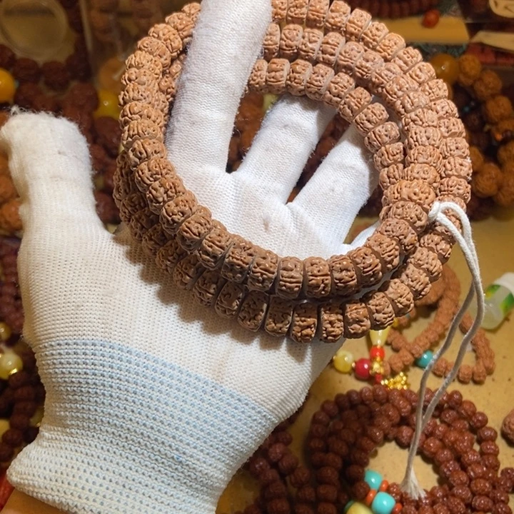 阿***毅金刚菩提吊坠115原籽108藏