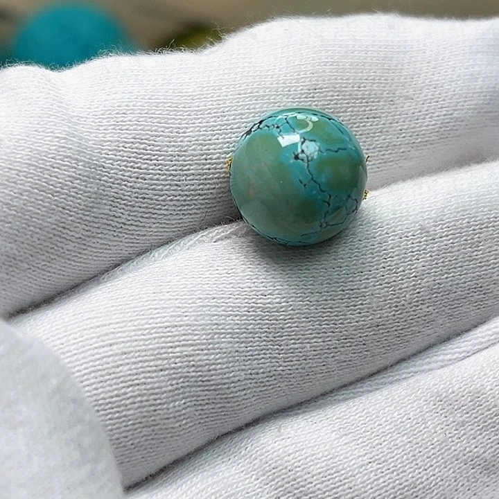 绿松石珠宝未镶嵌