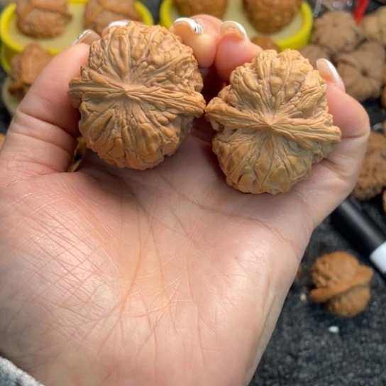 文玩核桃吊坠3闷墩