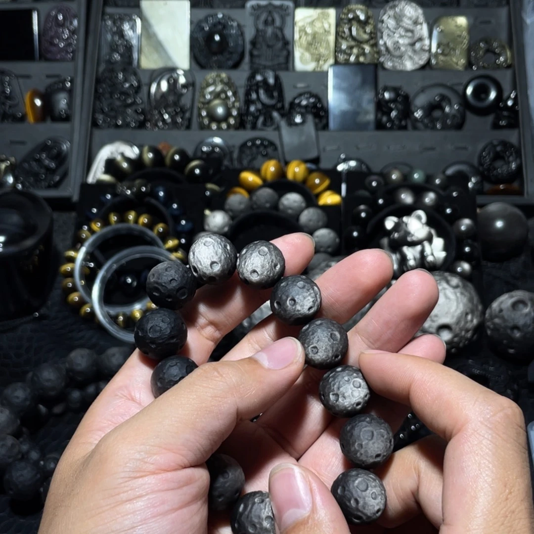 喵***酱黑曜岩未镶嵌珠宝奇石