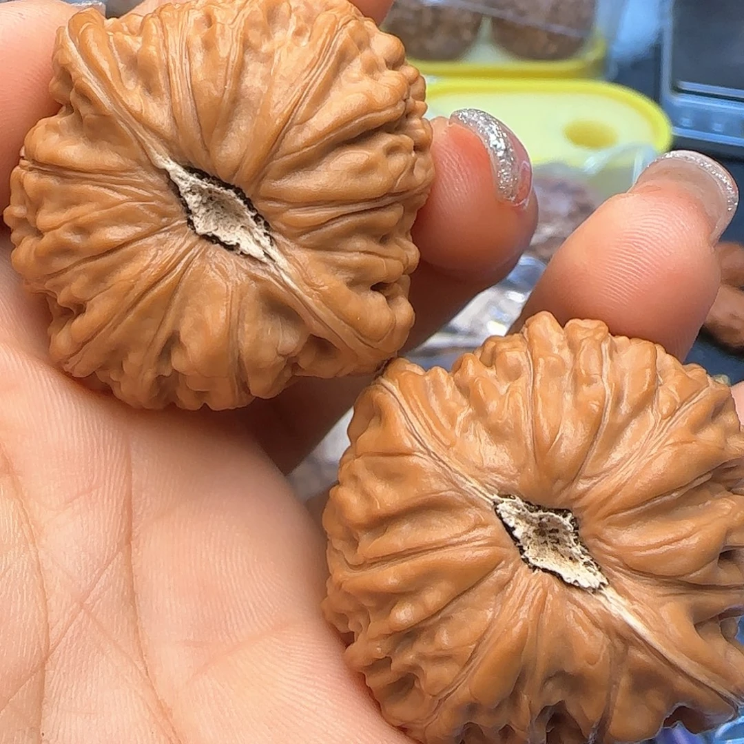 吊坠文玩核桃40蛮王