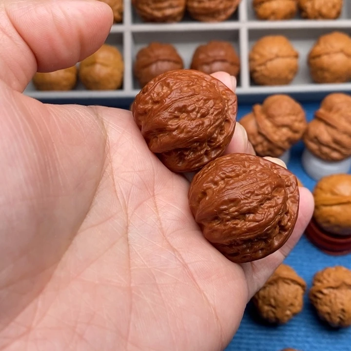 蓉***景文玩核桃把件胖头陀