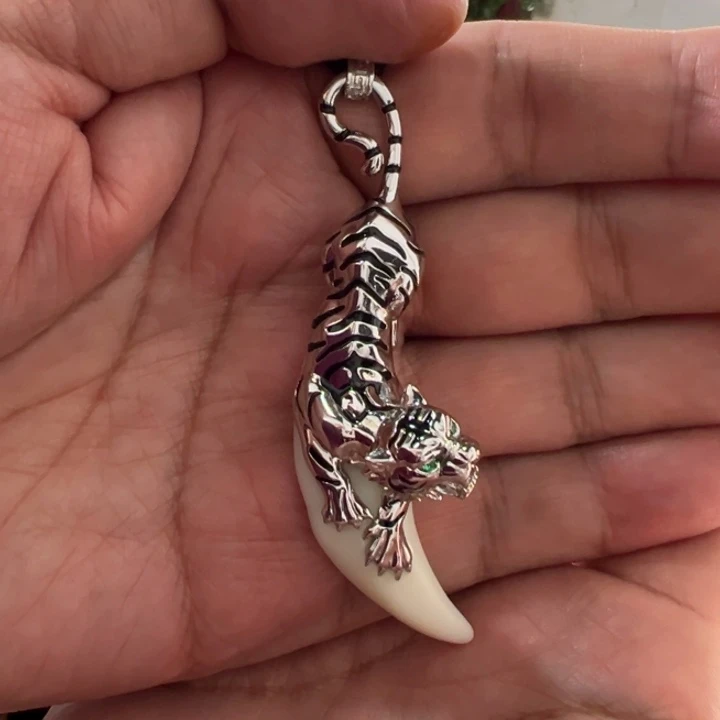 颈饰银S925镶嵌和田玉