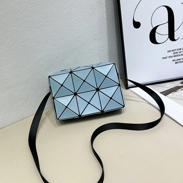 包包女2025新款几何菱格包迷你手机包斜挎包丘比特小方盒mini小包