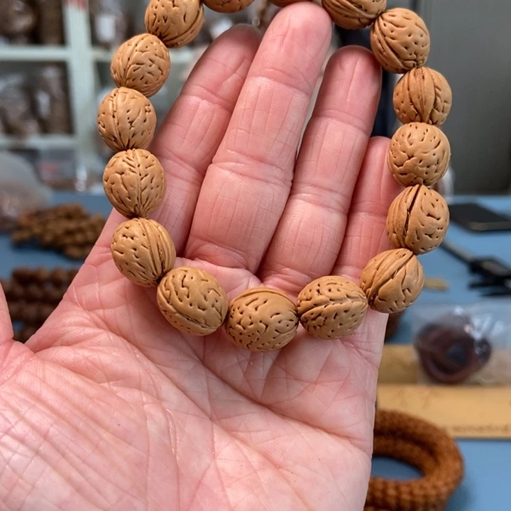 【闪购商品】桃核吊坠13左右奶油桃核