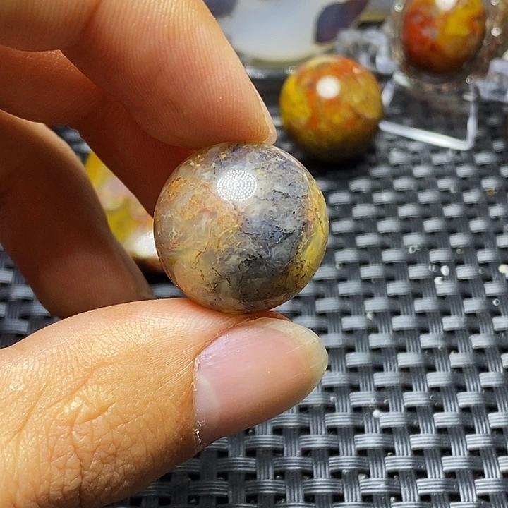 用***4玛瑙/玉髓未镶嵌颈饰