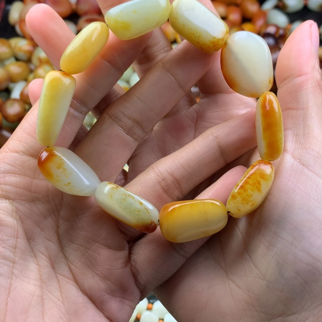 和田玉未镶嵌手链