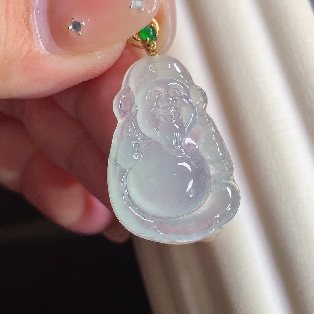 翡翠18K金镶嵌颈饰财神