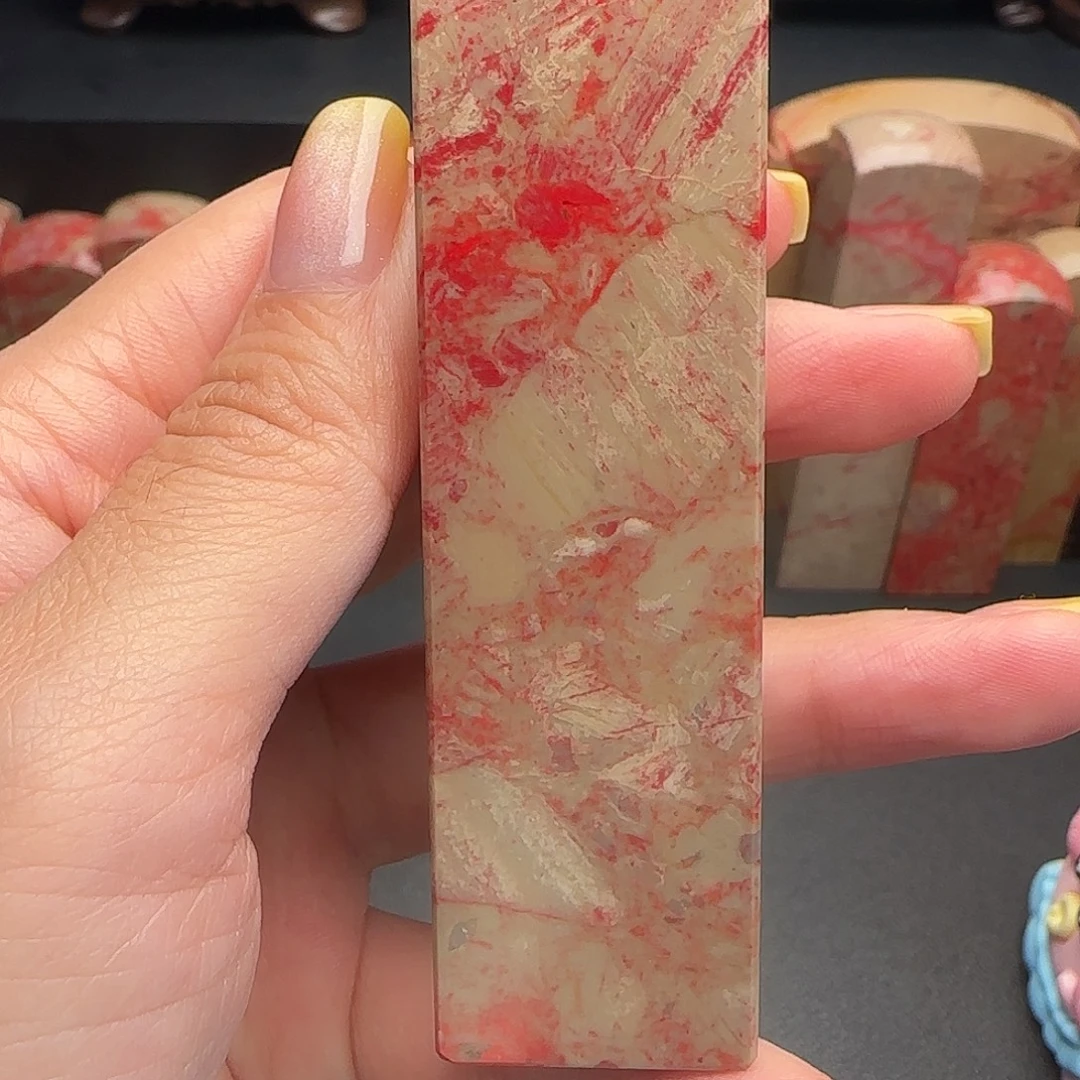 昌化石昌化鸡血石