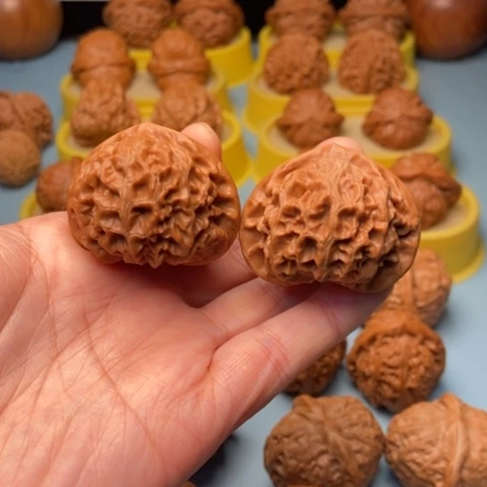 吊坠文玩核桃宫灯精对 41