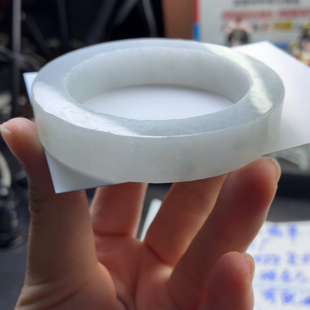 晶***酱未镶嵌翡翠手镯定制翡翠