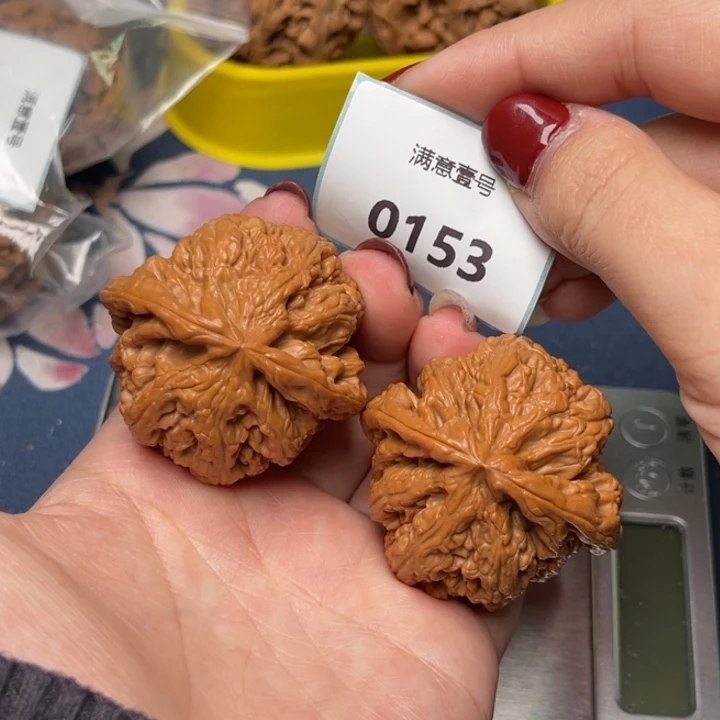 文玩核桃把件粗筋45