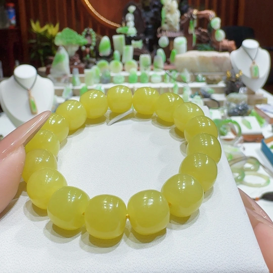 和田玉黄口卡12未镶嵌一**王