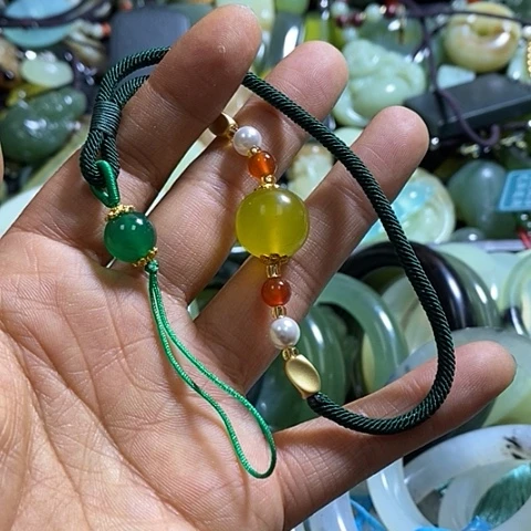 岫玉手机挂件未镶嵌