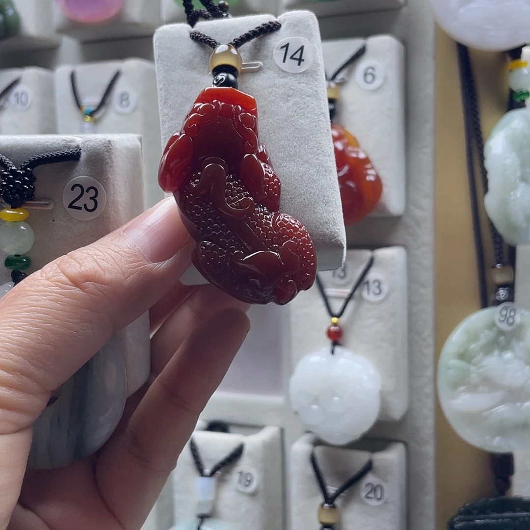 玛瑙/玉髓未镶嵌颈饰