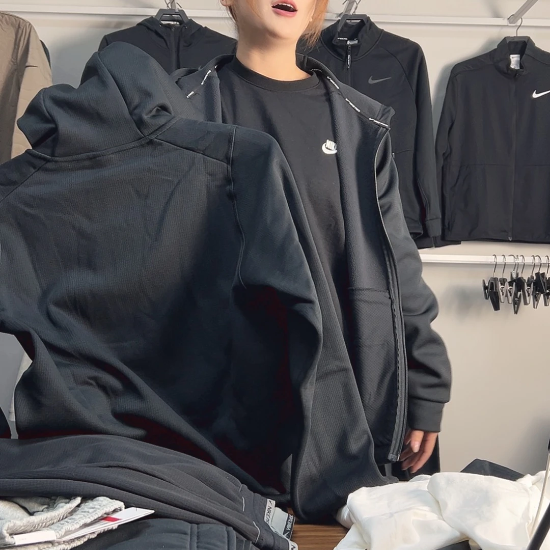 2125外套加绒黑l码130-150斤不退换