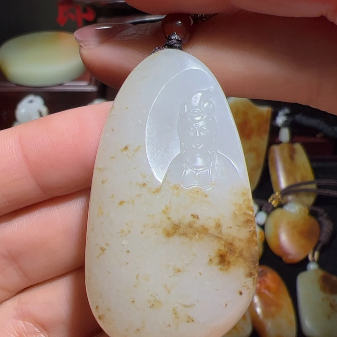 和田玉未镶嵌颈饰