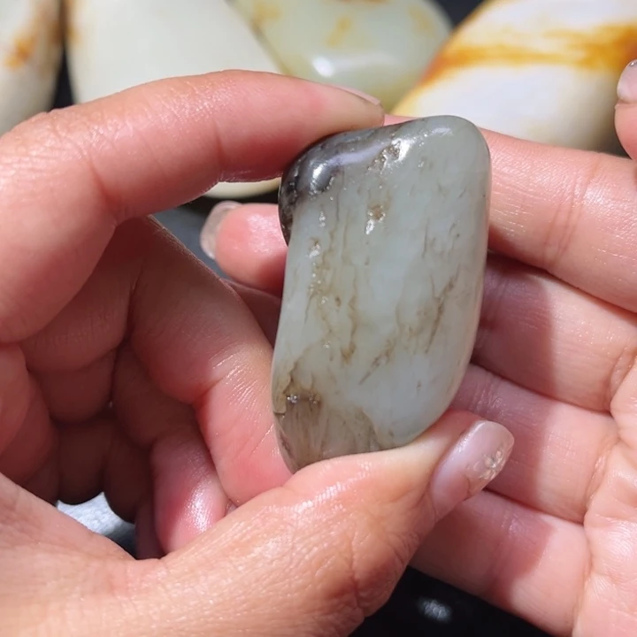 和田玉未镶嵌珠宝奇石