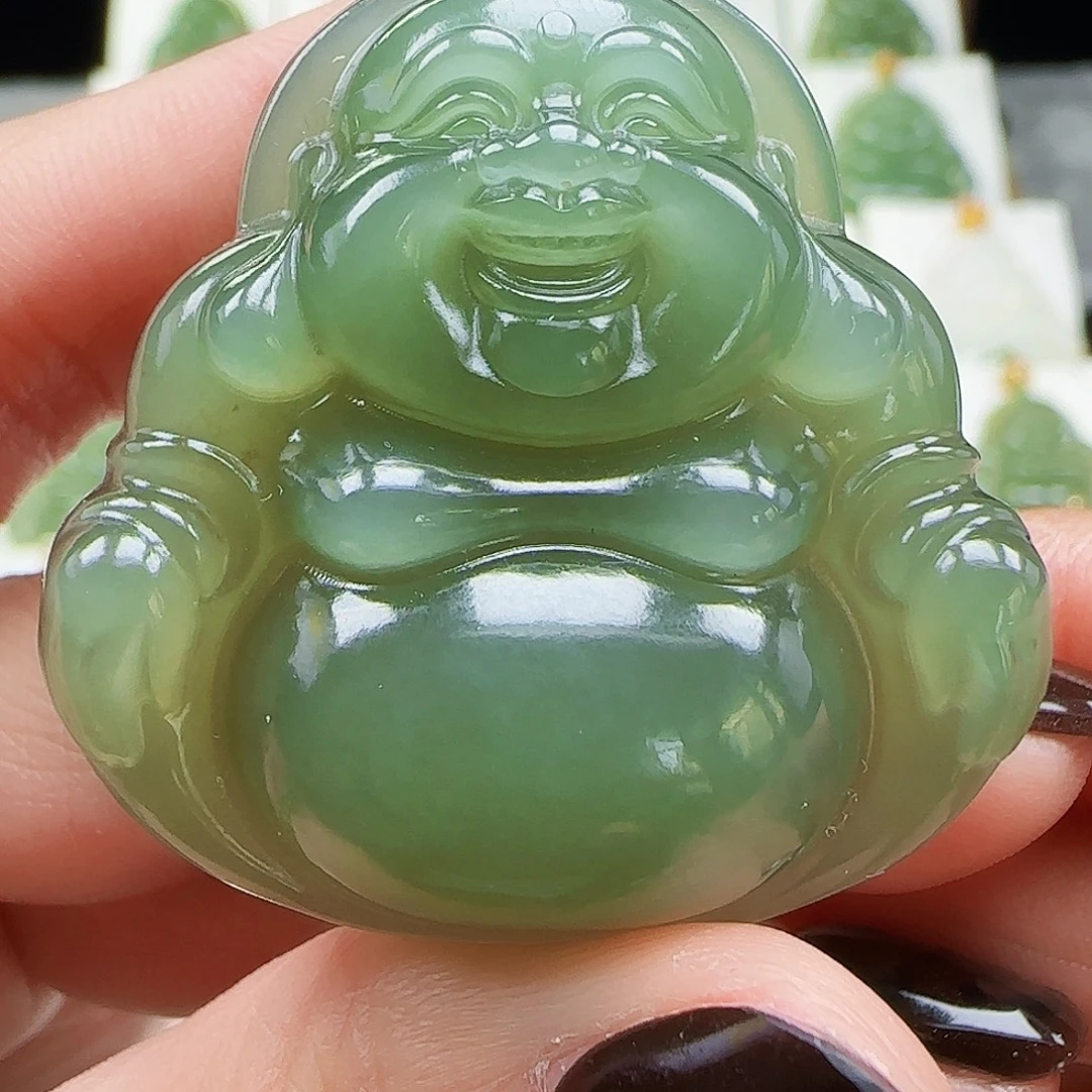 和田玉未镶嵌吊坠(赠链)