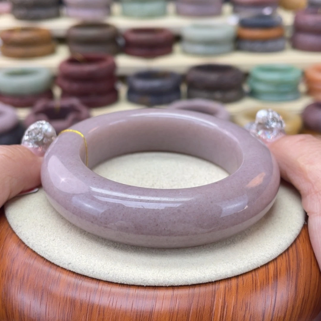 【闪购商品】石英质玉手镯未镶嵌福**通