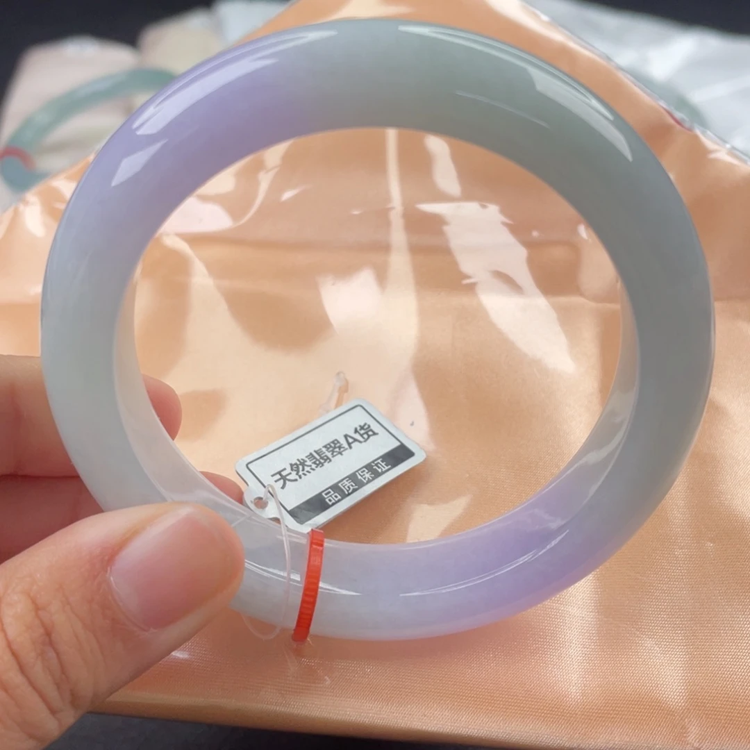 翡翠手镯未镶嵌57-58圈