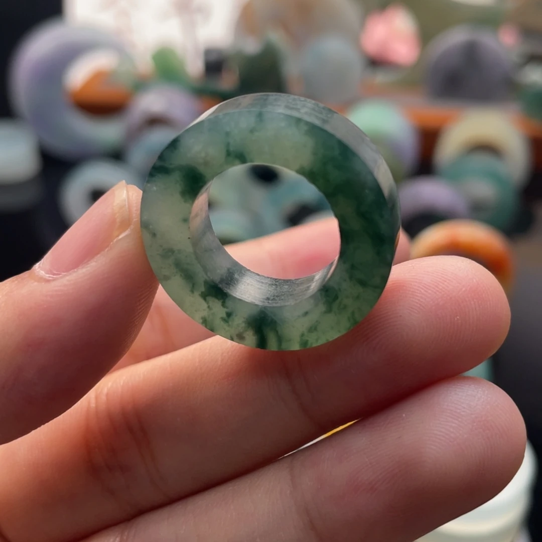 定制翡翠未镶嵌  江南绿