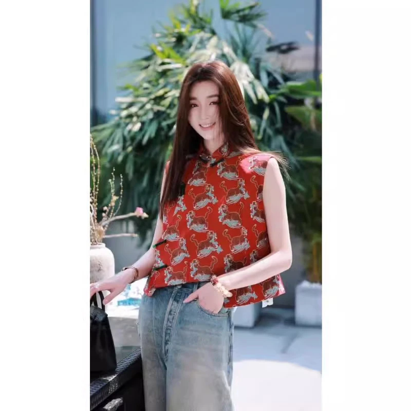 新中式高端国风红色精致无袖马甲背心女2025夏季坎肩盘扣马夹上衣