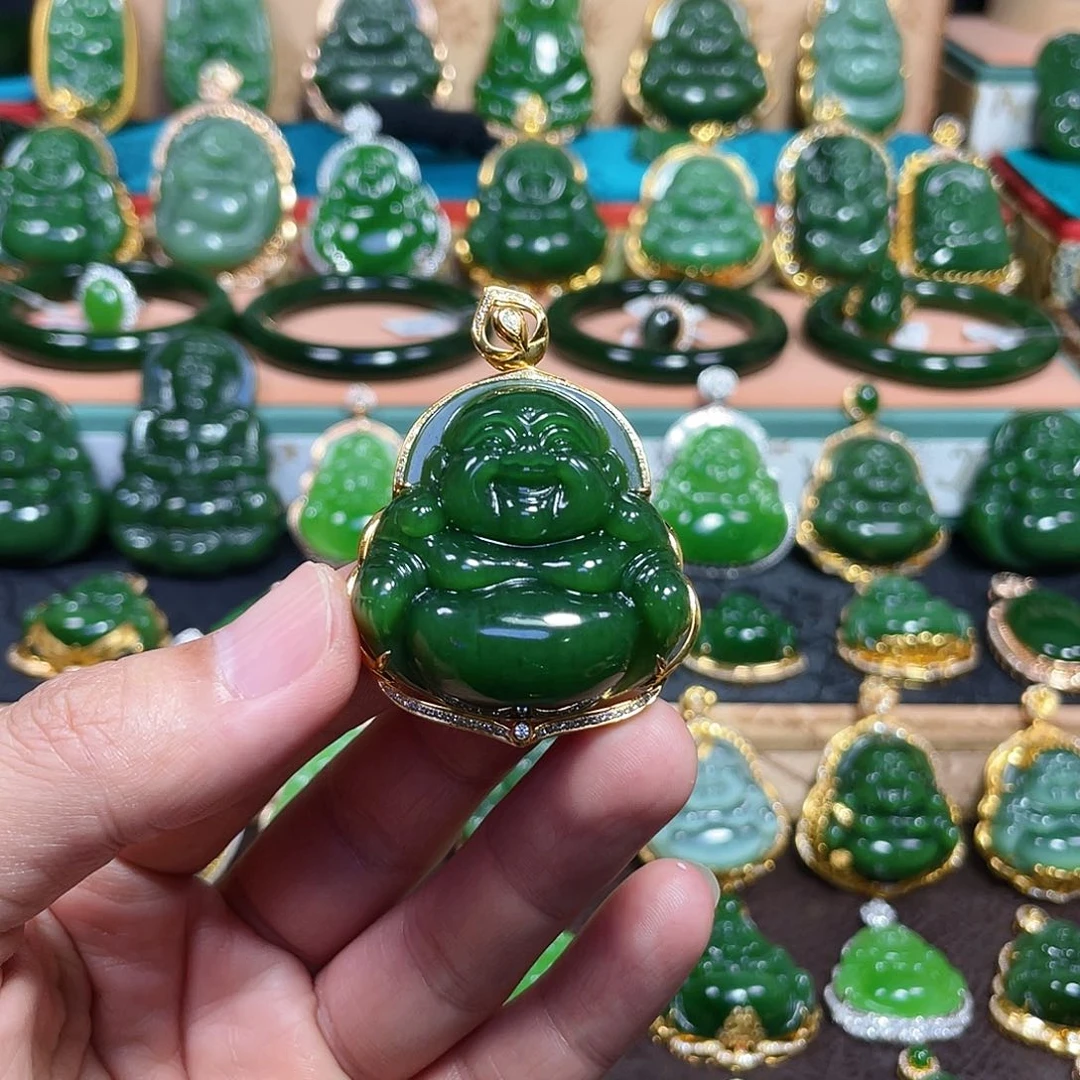 和田玉（碧玉）18K金镶嵌颈饰39mm