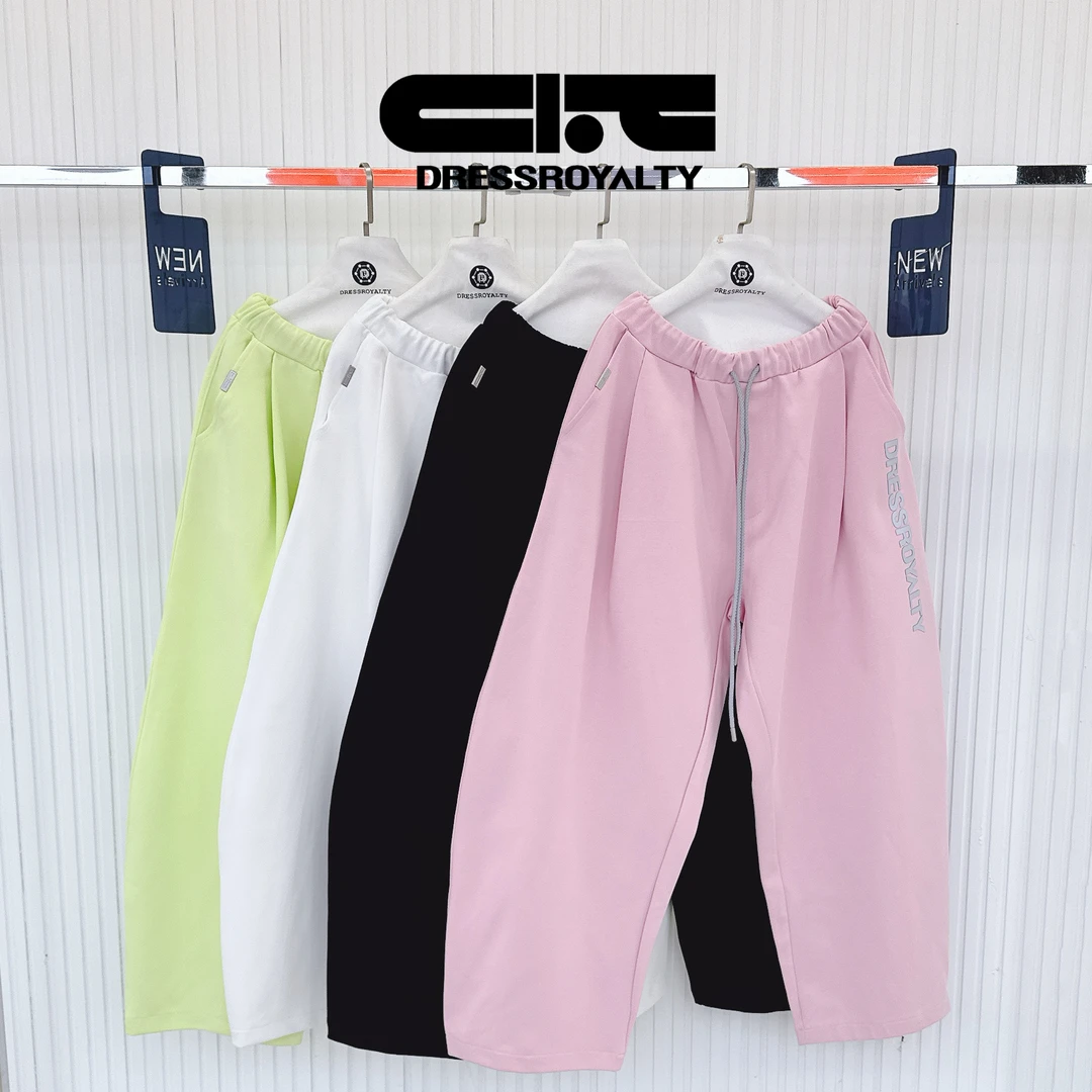 DRESS ROYALTY彩英文LOGO弯刀裤时尚休闲宽松情侣百搭卫裤-D0891