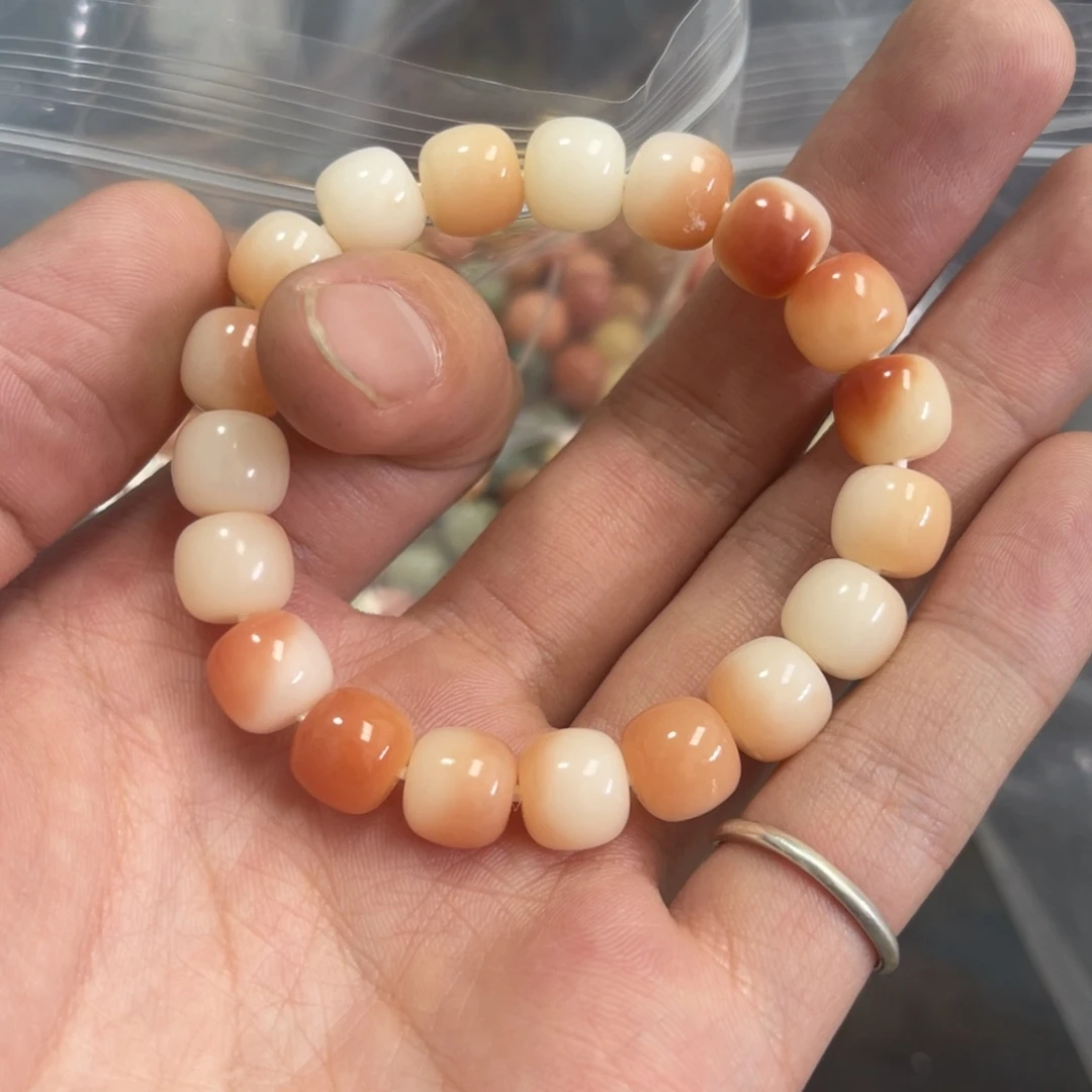 吊坠白玉菩提q10/100+10颗微醺野梅桶珠