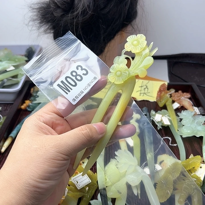 蛇纹石玉发饰合金呆****丶