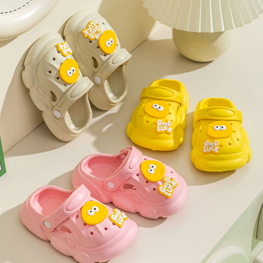 【小菲特专享】儿童新款包头卡通小饼干室内外软底男女童防滑洞洞鞋