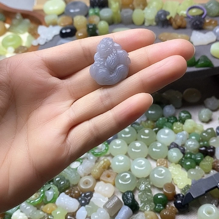 未镶嵌和田玉挂件九尾狐