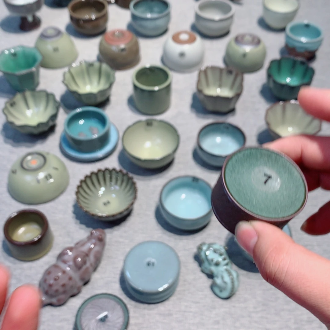 彪***~龙泉青瓷茶具盖置