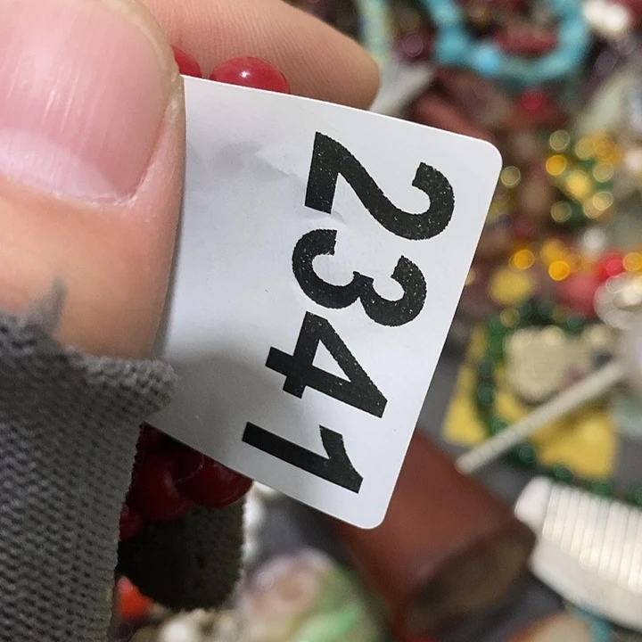 大*红摆件等各种工具的2341