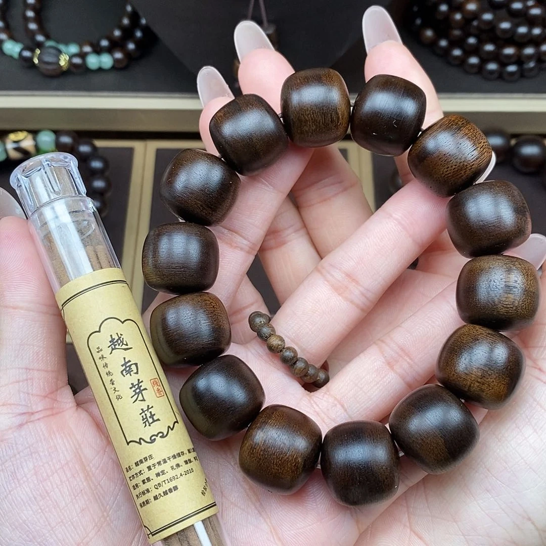 沉香越南芽庄白棋楠玉化1.8桶珠单圈