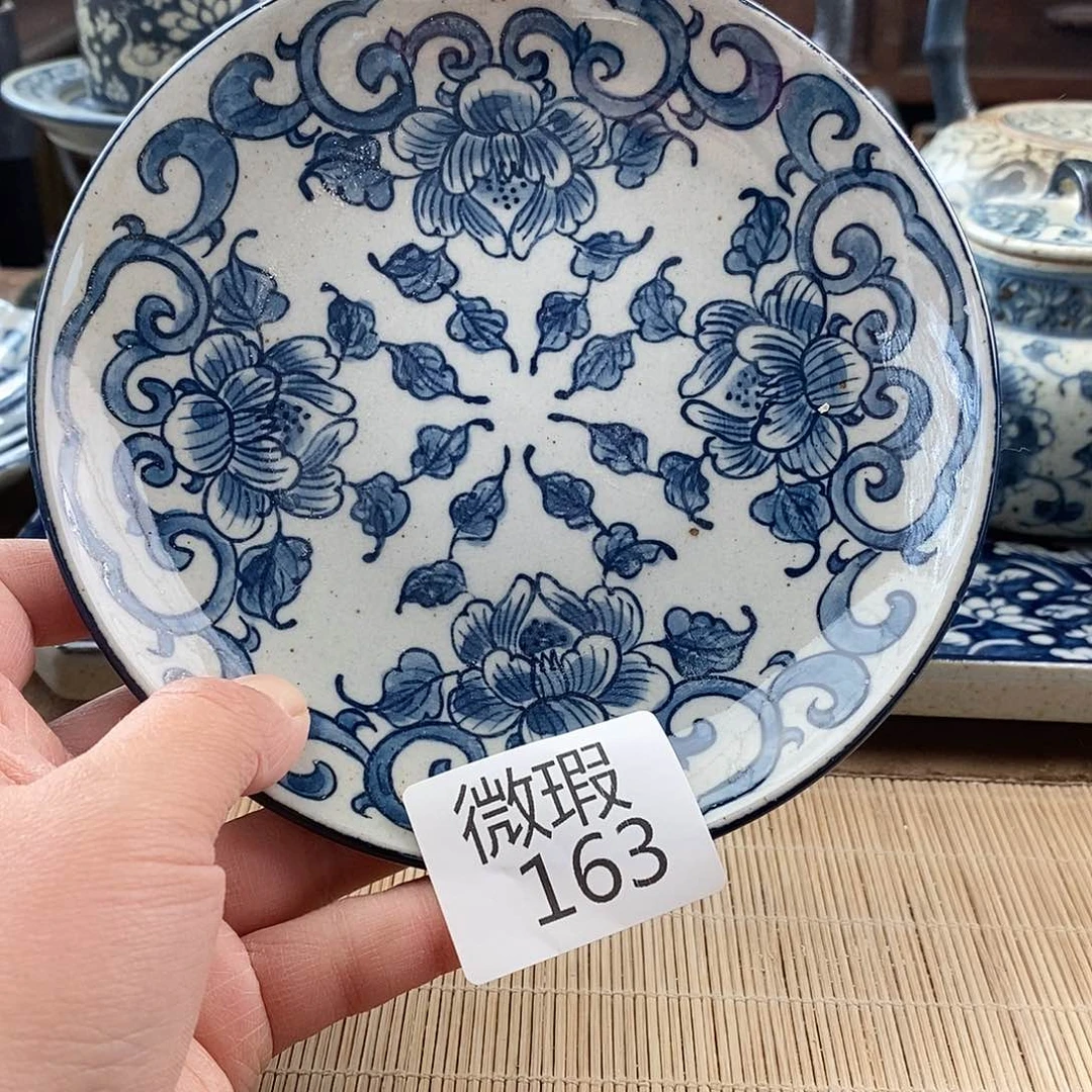 手工手绘青花陶瓷