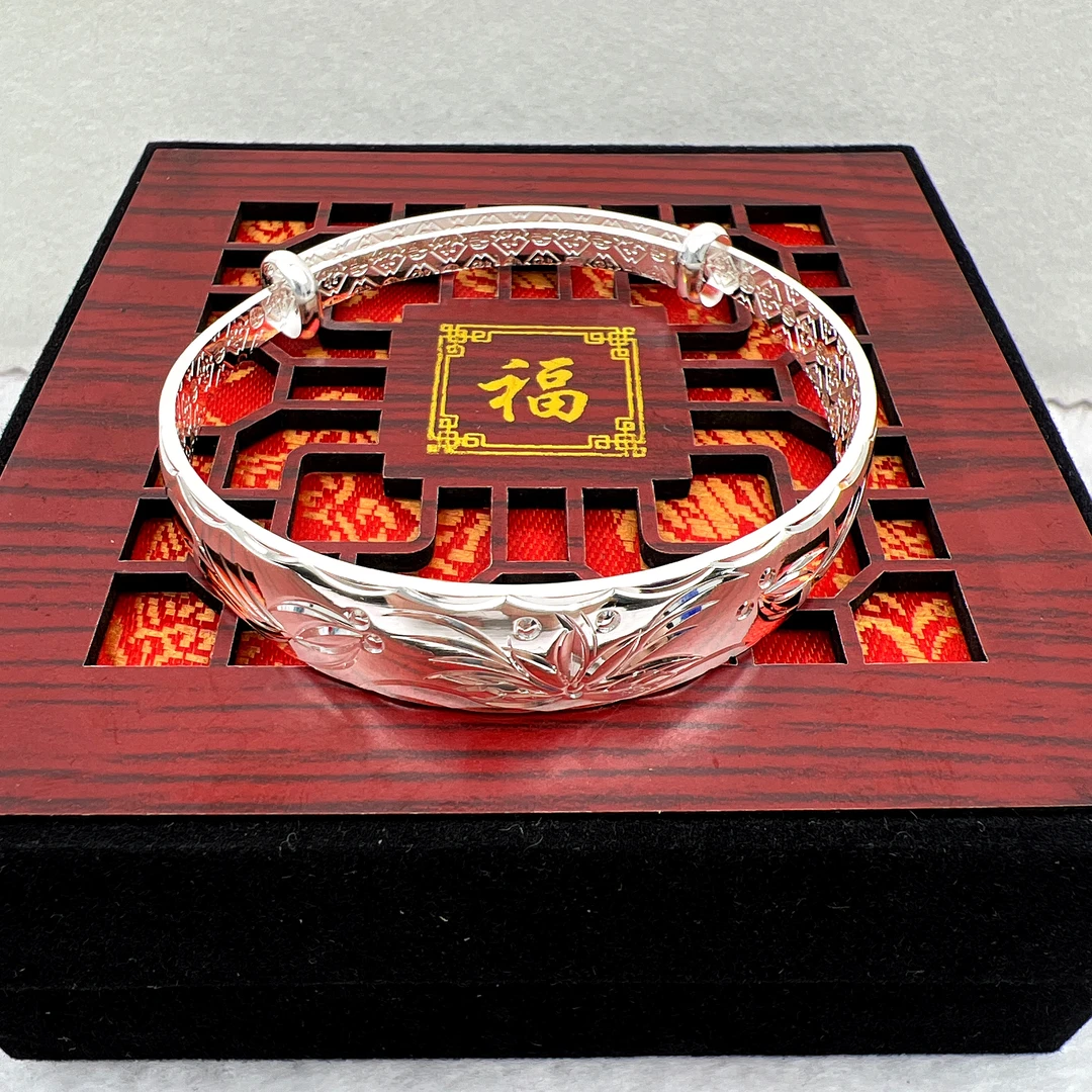 999纯银手镯货号 2009女款【无礼盒】