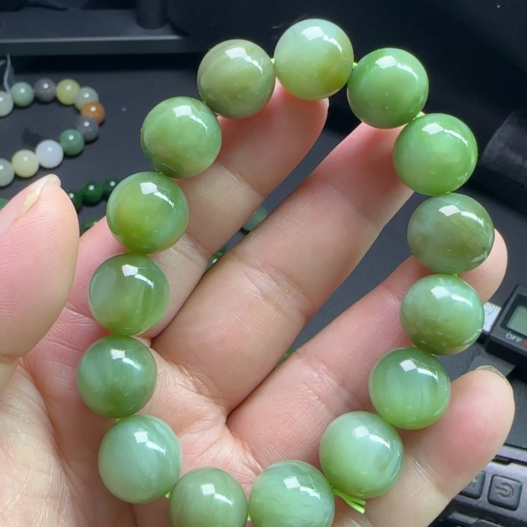 和田玉未镶嵌珠宝奇石