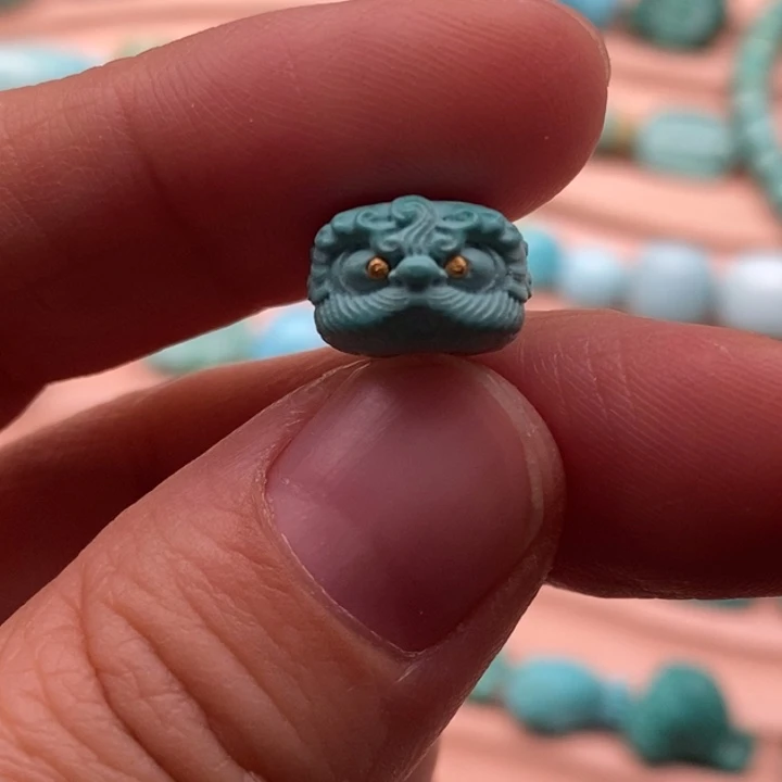 绿松石未镶嵌挂件