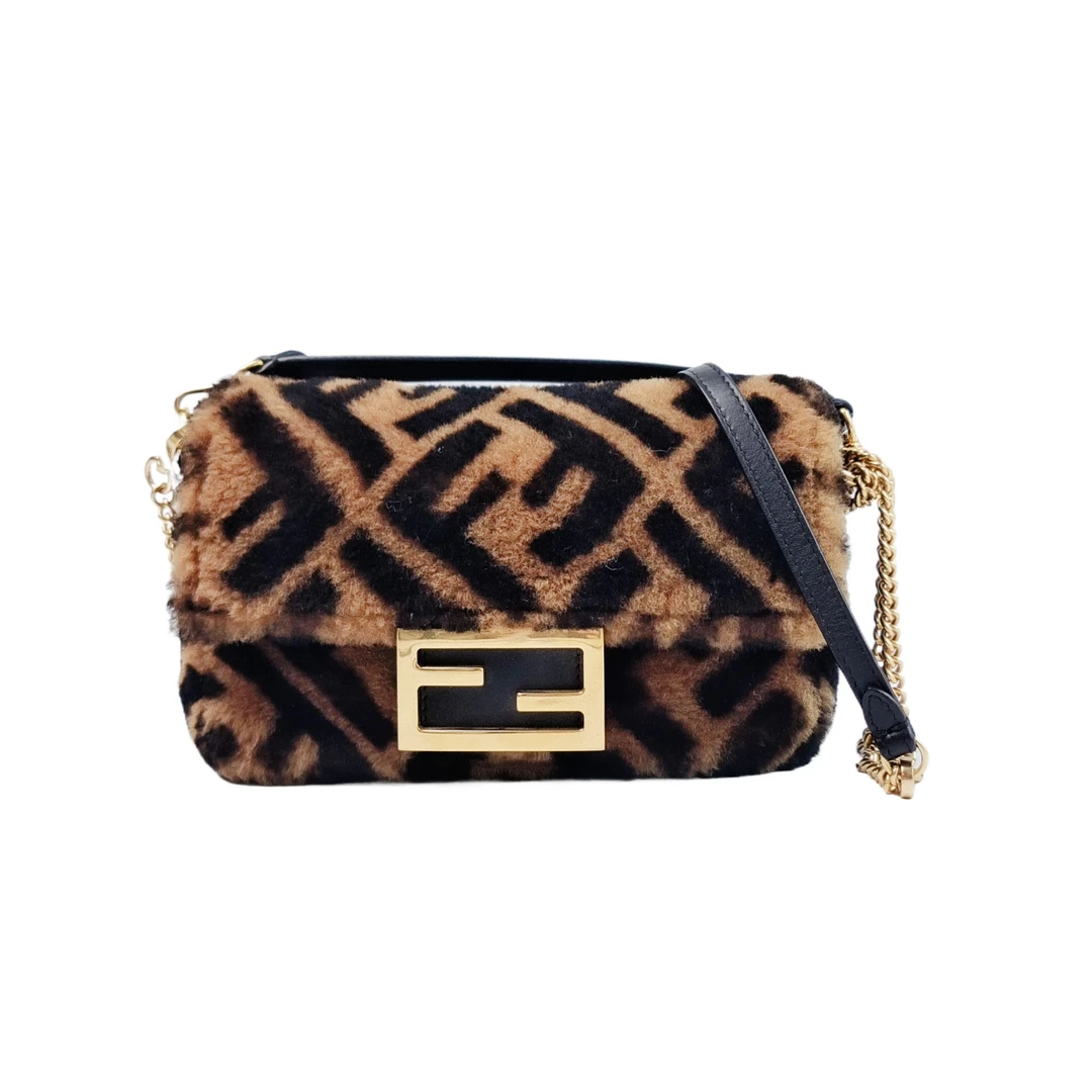 95新 芬迪 安洁利严选法棍/BK0157479 斜挎包