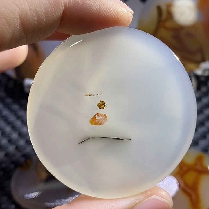 未镶嵌颈饰玛瑙/玉髓梦**裳