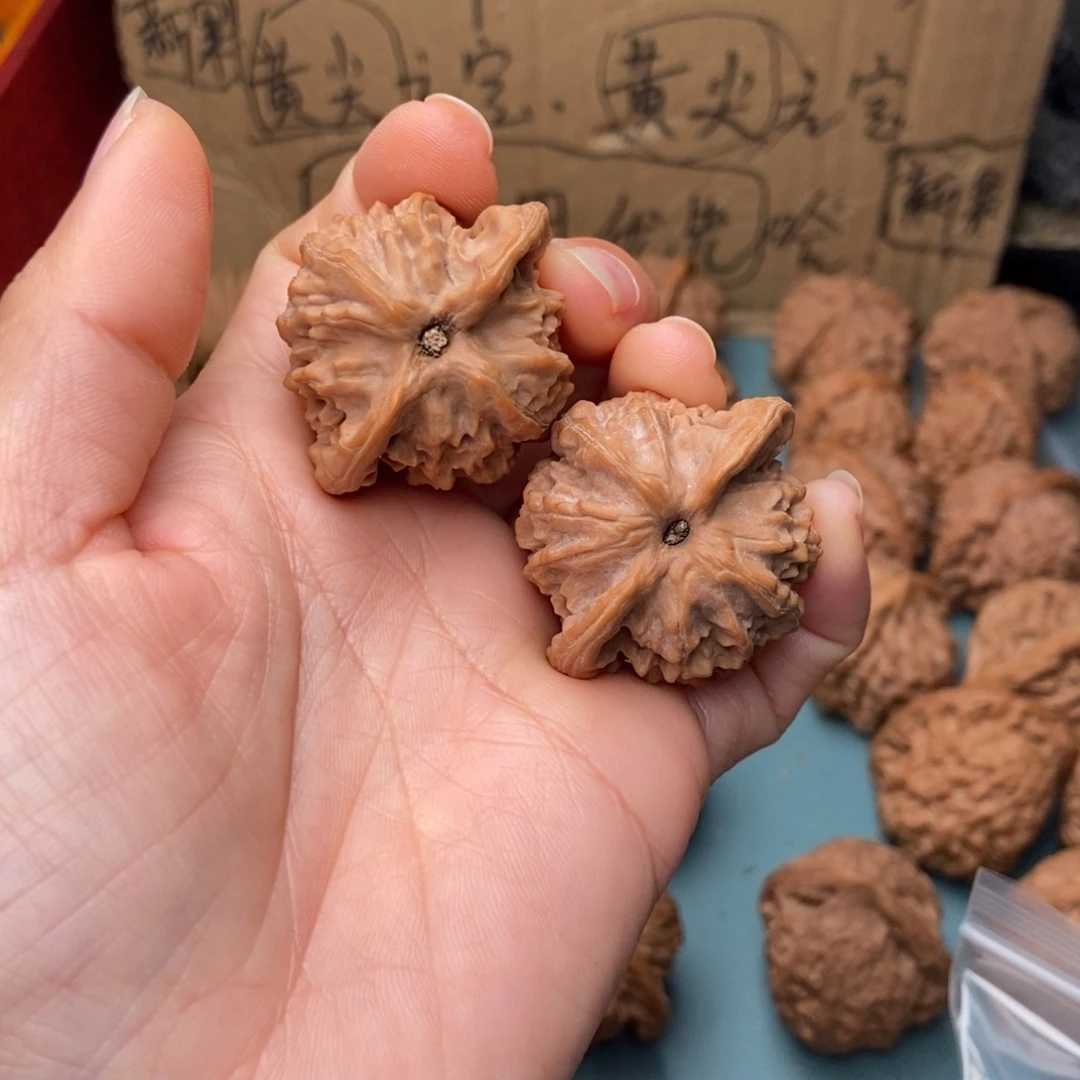 小***家文玩核桃吊坠图图7
