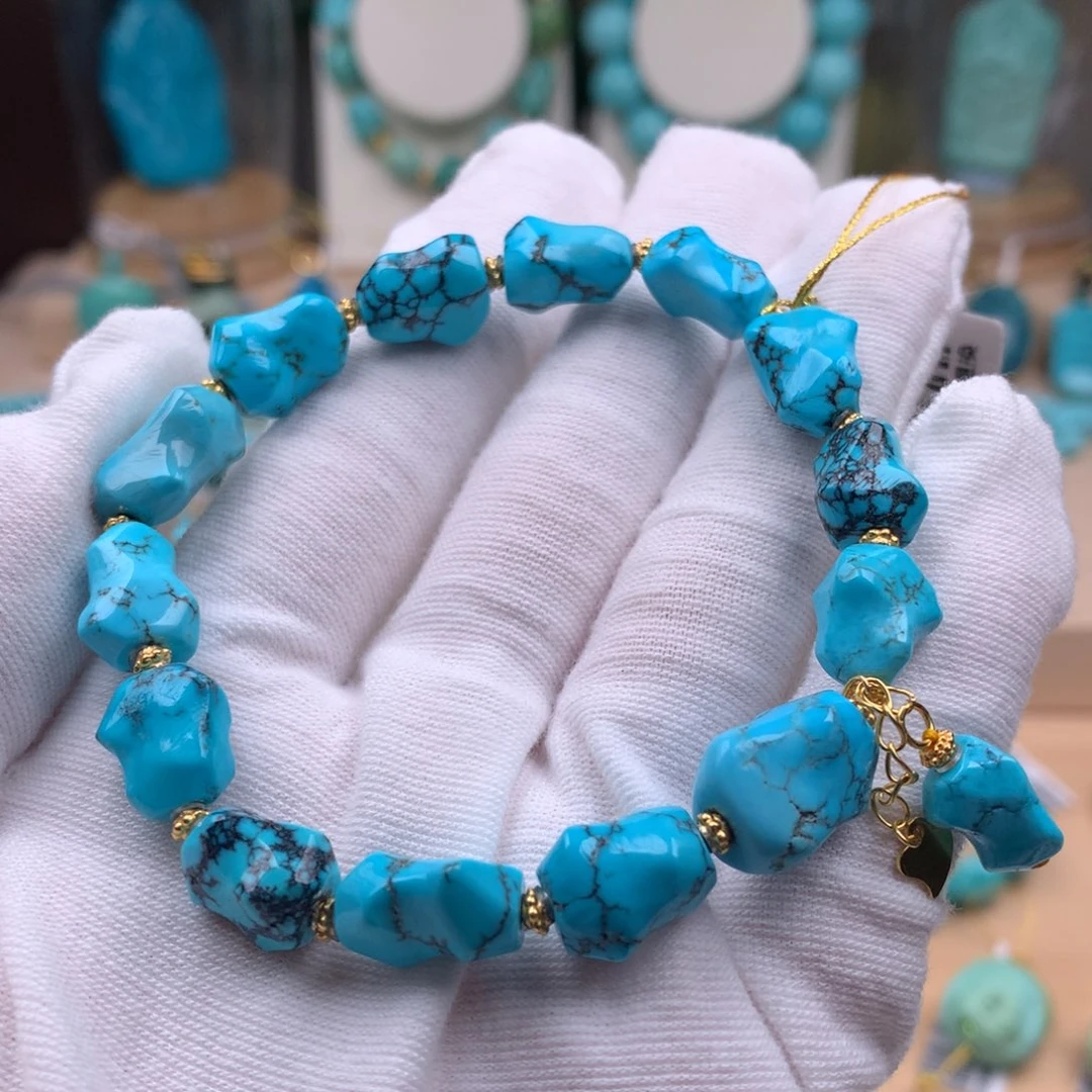 绿松石未镶嵌珠宝奇石