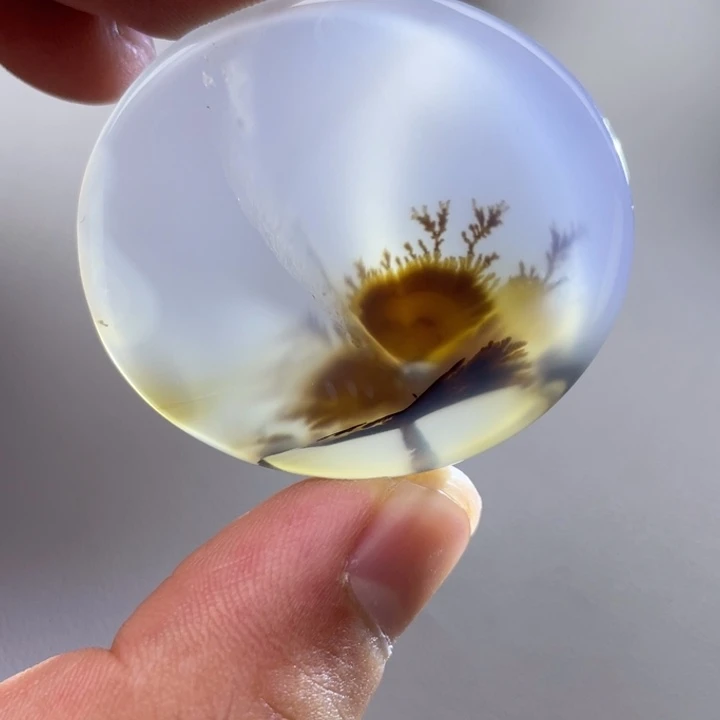 玛瑙/玉髓颈饰未镶嵌1****9