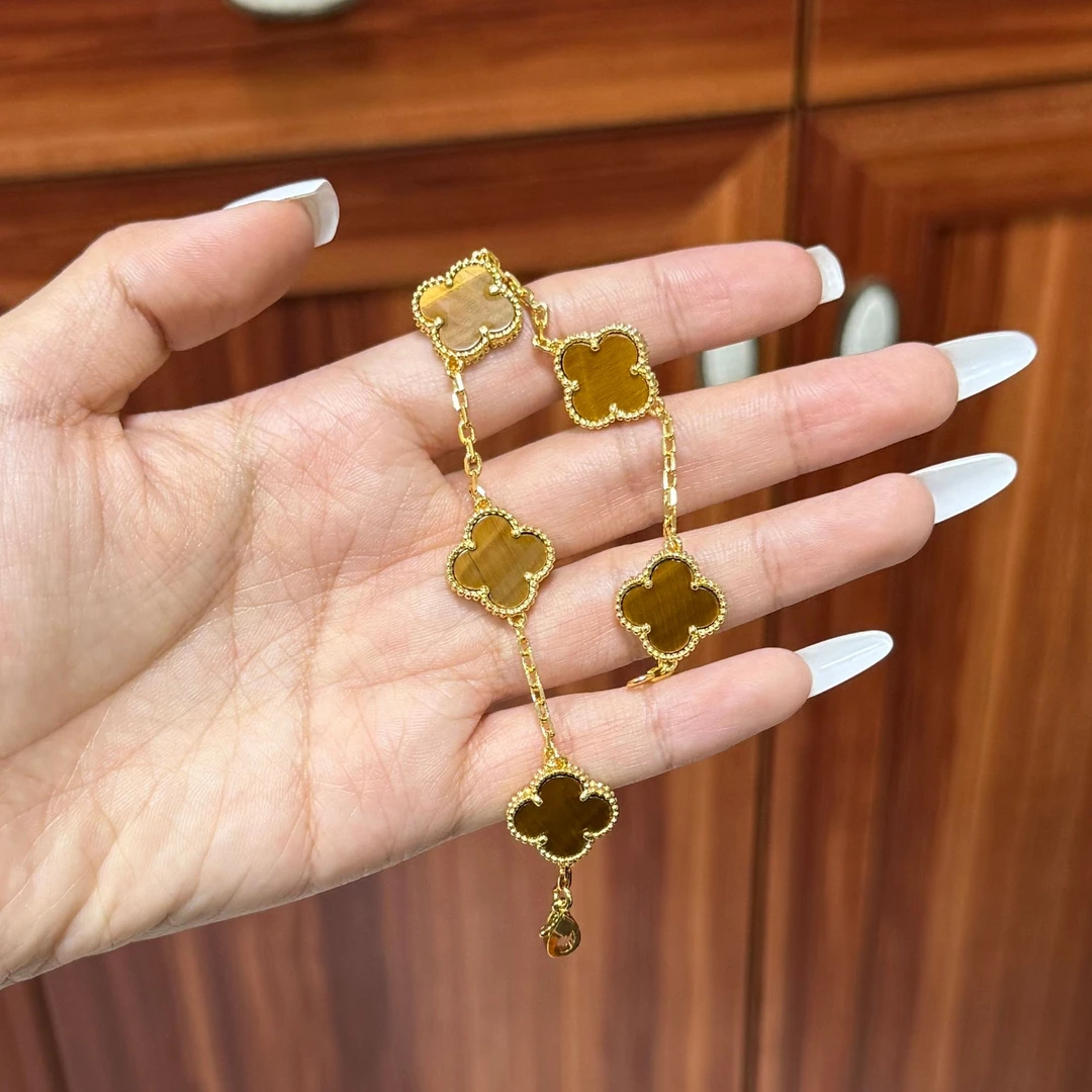 柯柒 铜合金手链 金色四叶草手链轻奢小众百搭气质设计感手饰