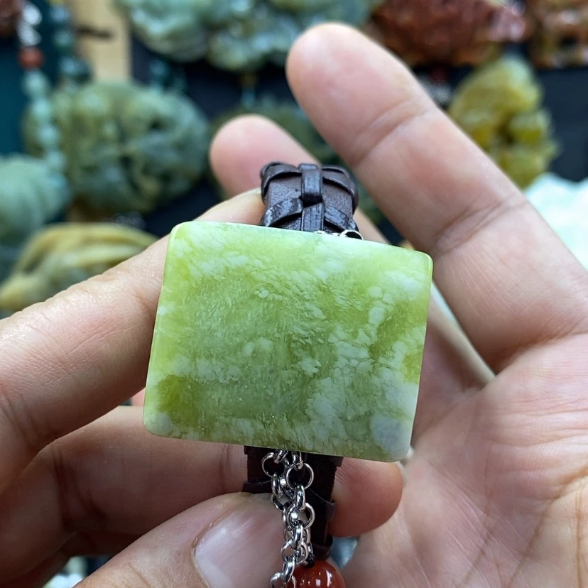 【闪购商品】未镶嵌岫玉手牌