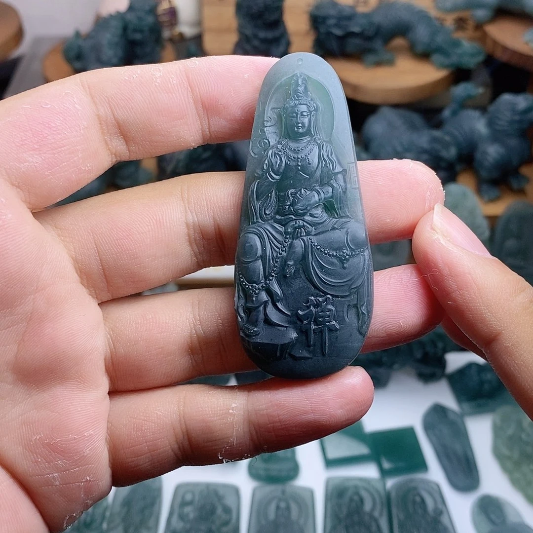定制翡翠未镶嵌观音